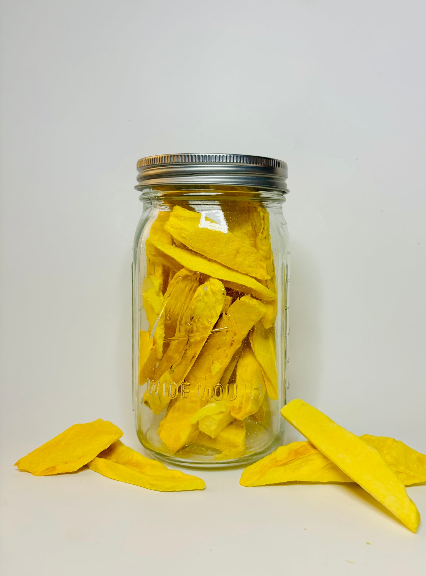 Freeze Dried Mango Slices