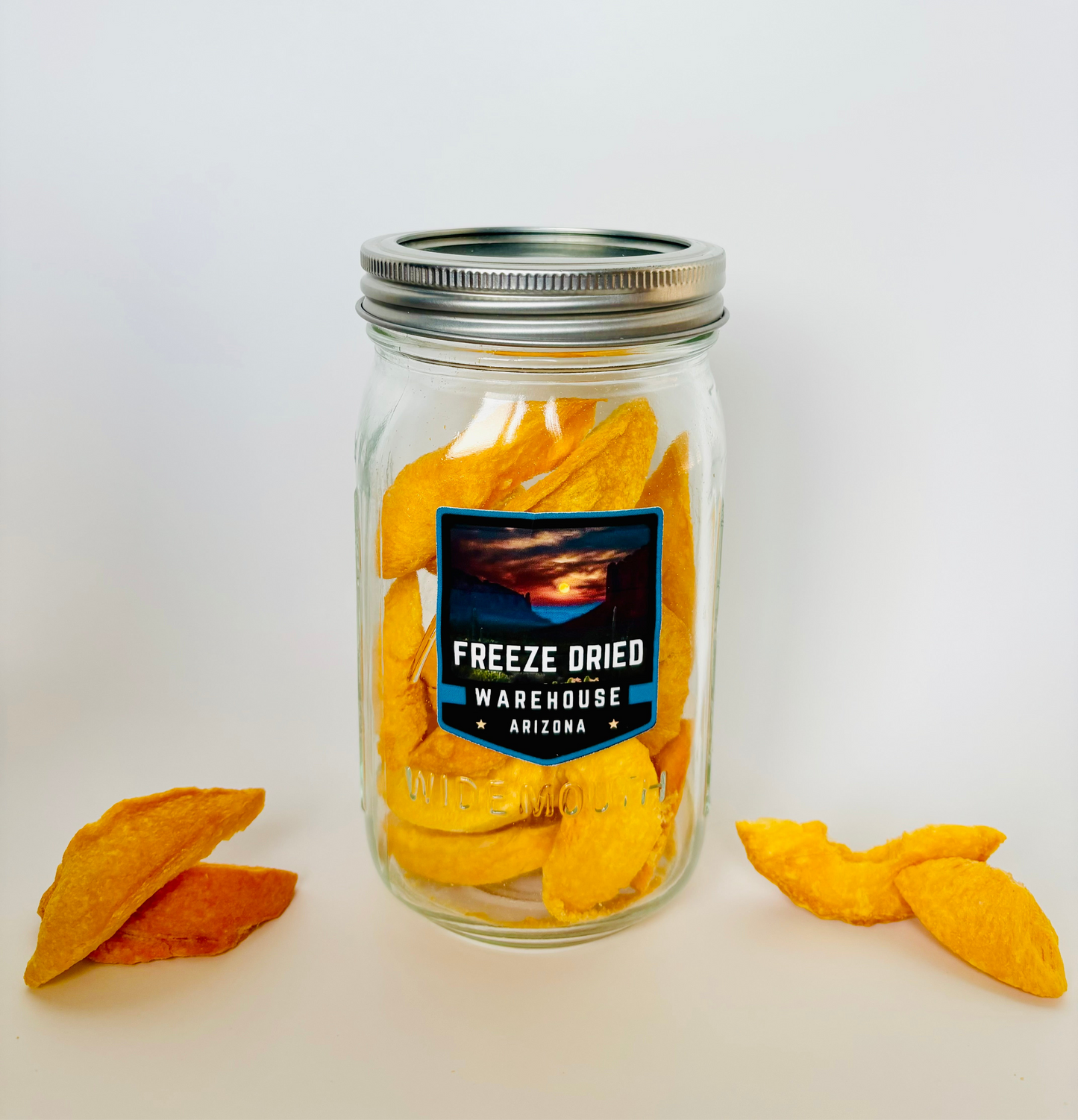 Freeze Dried Sliced Peaches with Cinnamon